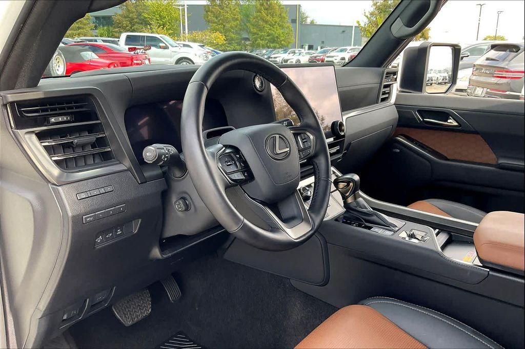 used 2024 Lexus GX 550 car, priced at $89,995