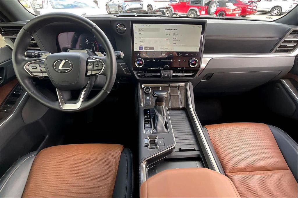 used 2024 Lexus GX 550 car, priced at $89,995