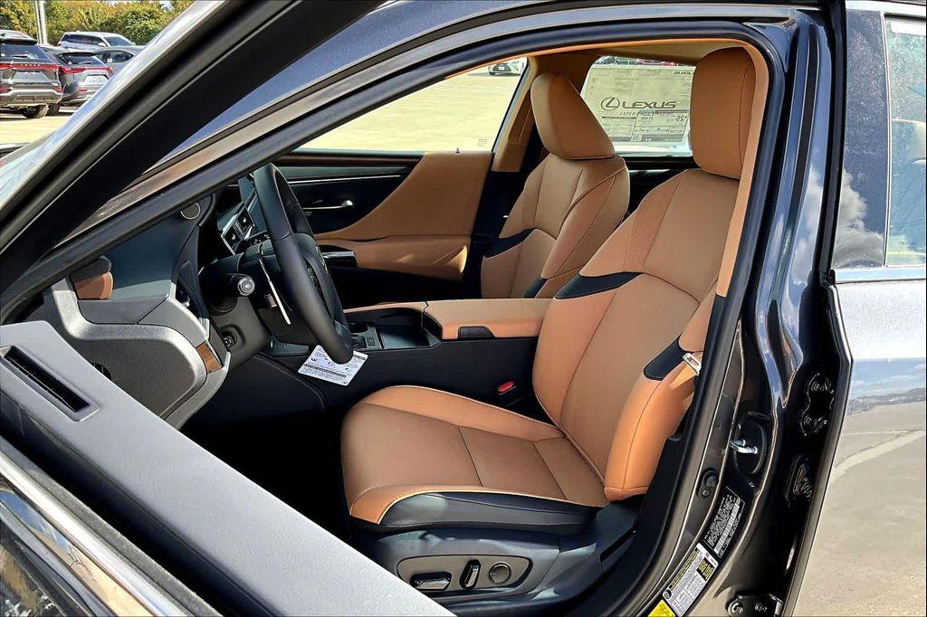 new 2025 Lexus ES 350 car, priced at $49,195