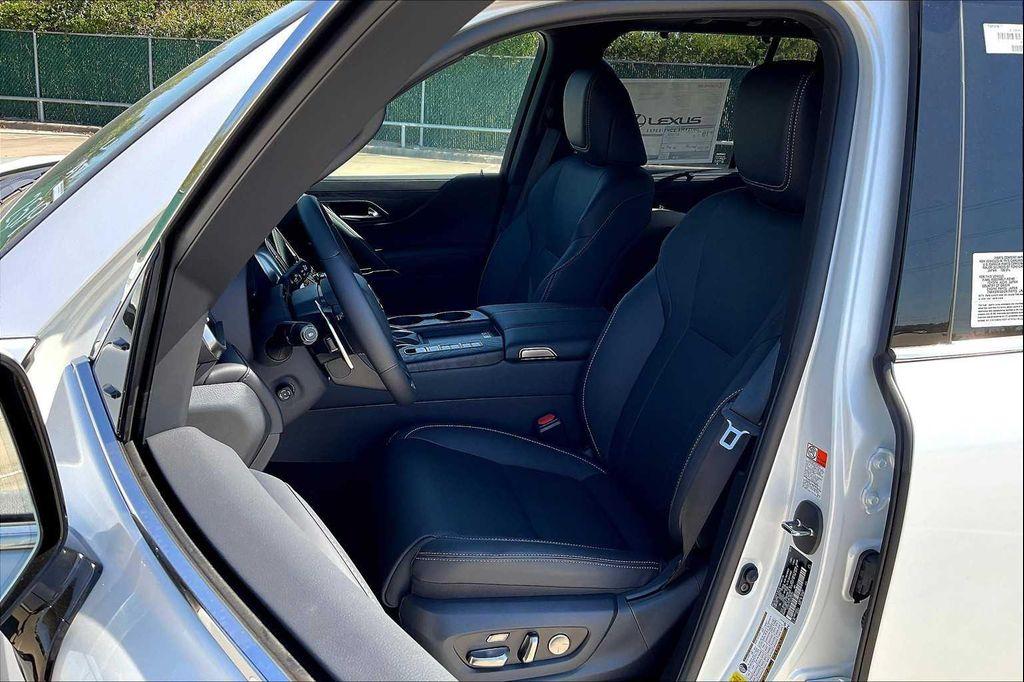 new 2025 Lexus LX 600 car, priced at $117,882