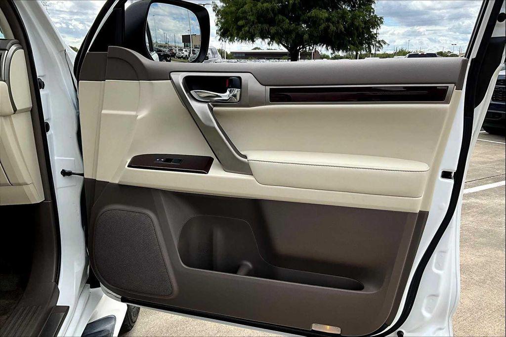 used 2016 Lexus GX 460 car, priced at $24,985