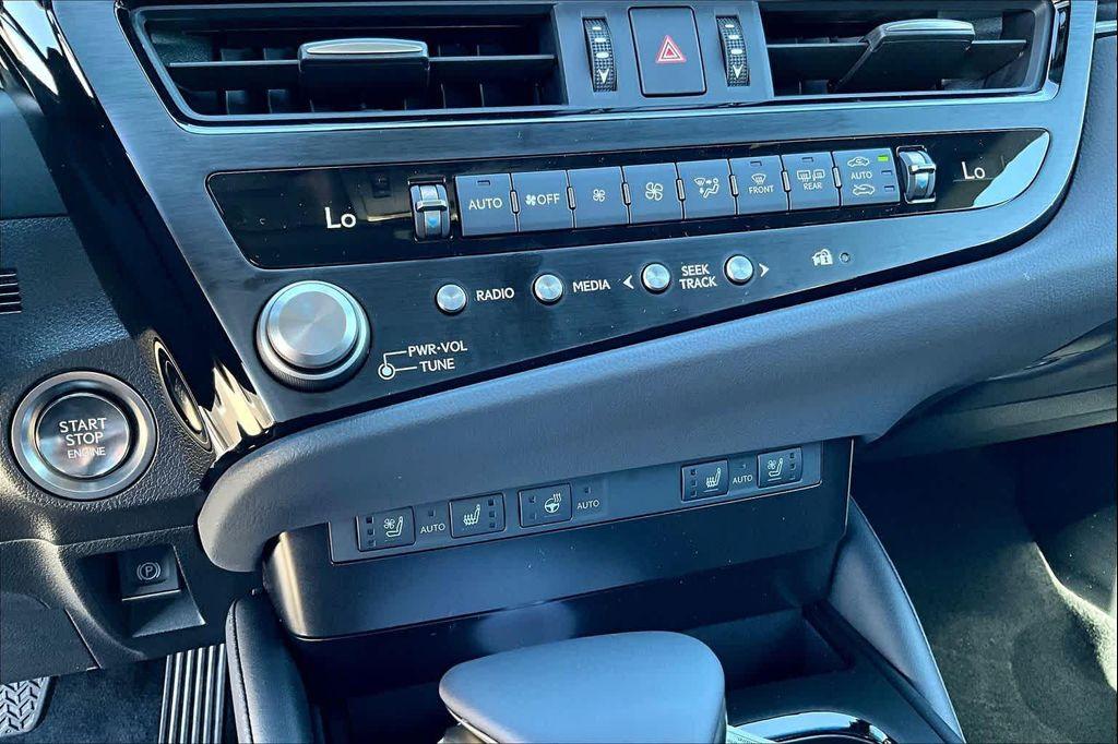 new 2025 Lexus ES 350 car, priced at $49,724