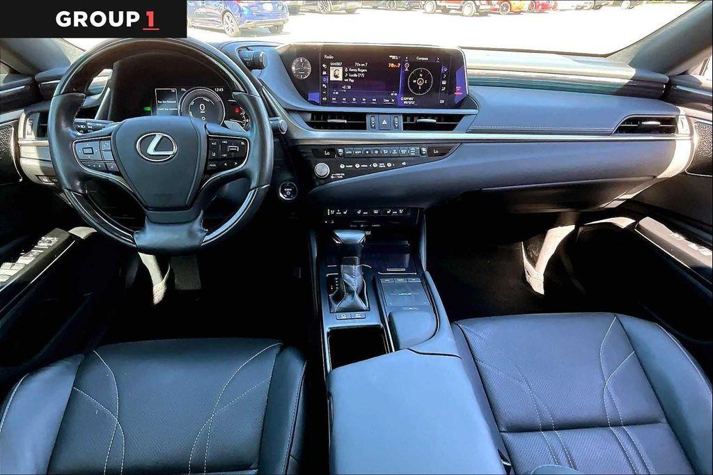 used 2021 Lexus ES 300h car, priced at $37,995