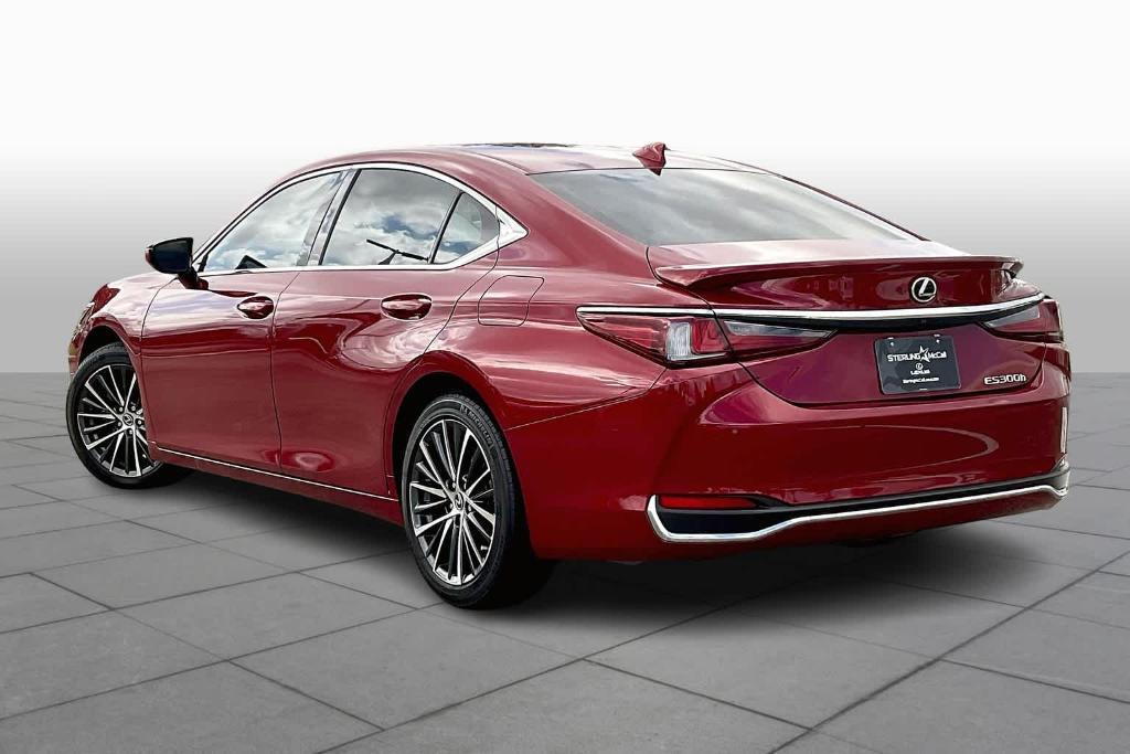 used 2023 Lexus ES 300h car, priced at $40,995