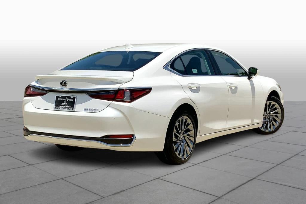 used 2024 Lexus ES 300h car, priced at $47,995