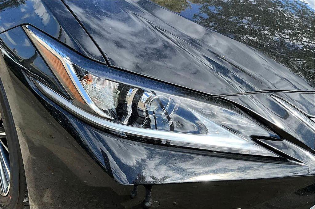 new 2025 Lexus ES 350 car, priced at $47,964