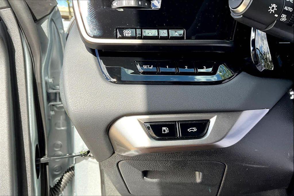 new 2026 Lexus RX 350 car, priced at $61,098