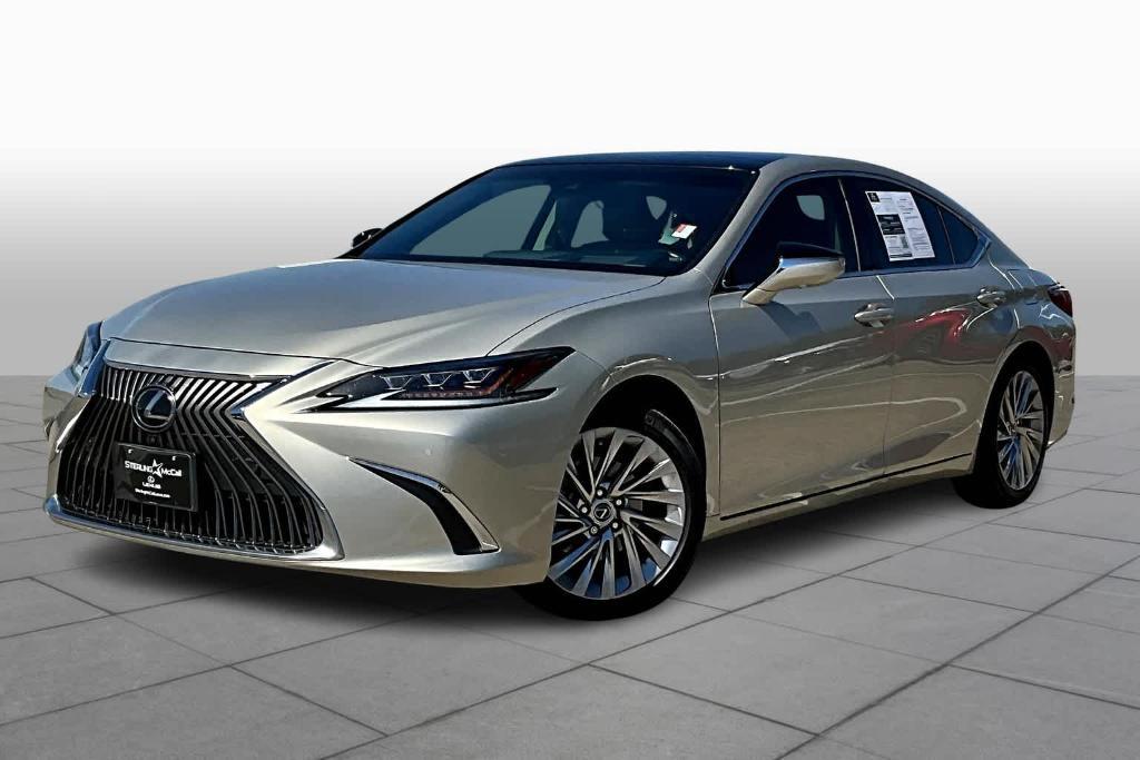 used 2021 Lexus ES 350 car, priced at $39,995