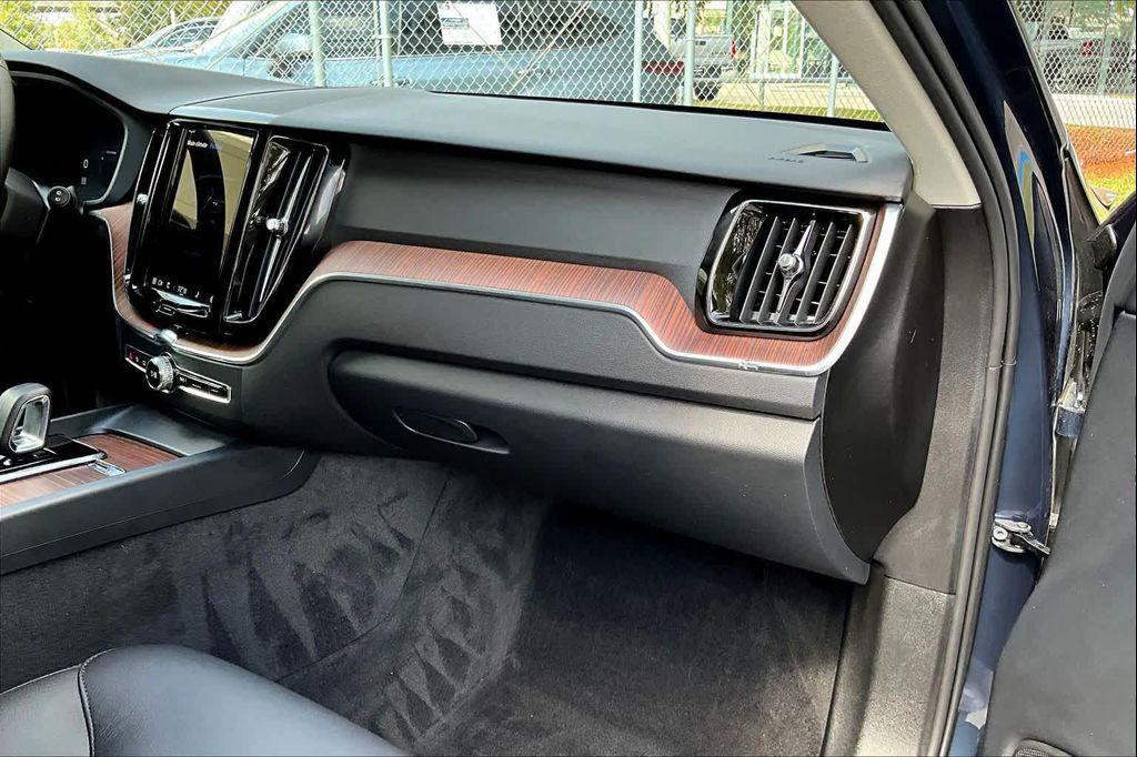 used 2024 Volvo XC60 car, priced at $32,643