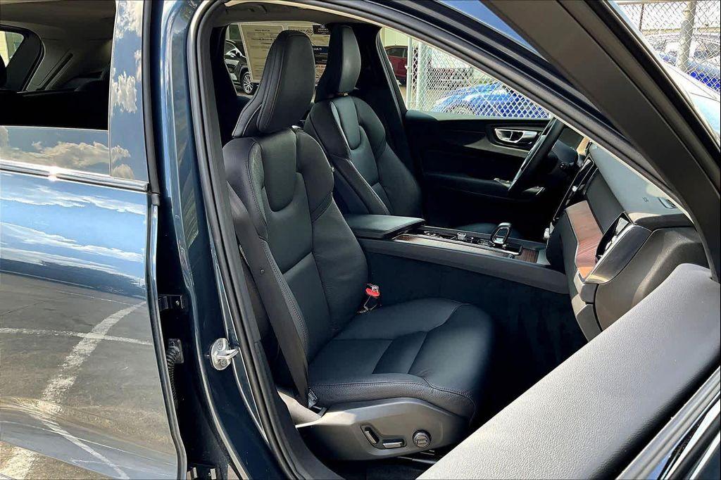 used 2024 Volvo XC60 car, priced at $32,643