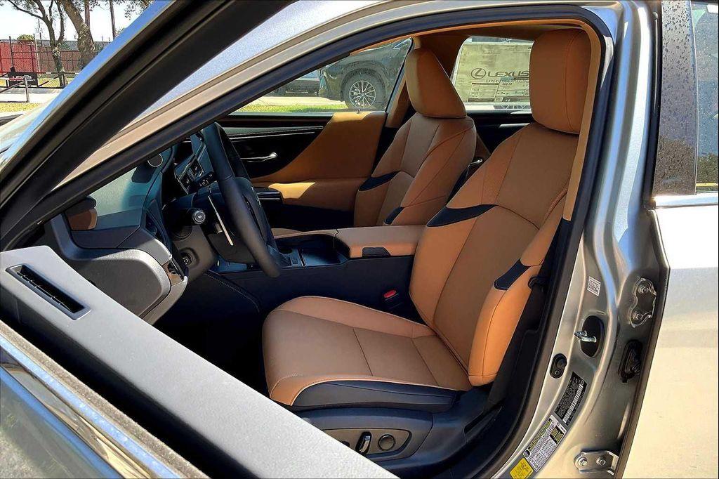 new 2025 Lexus ES 350 car, priced at $49,695
