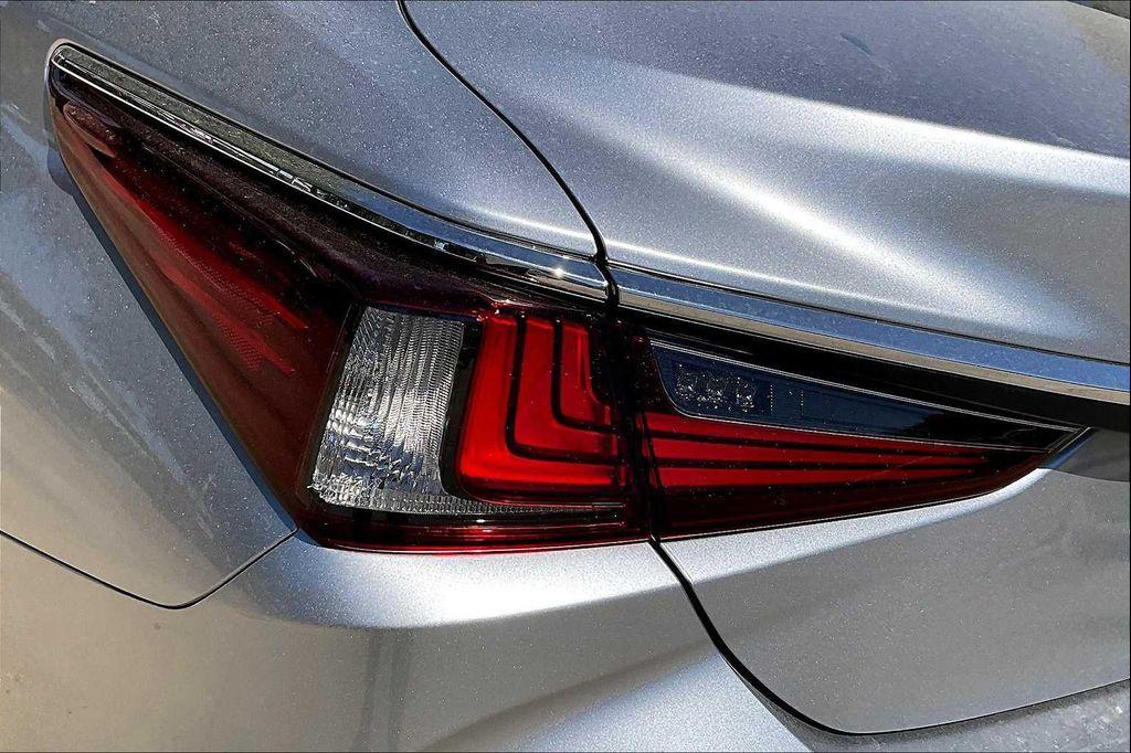 new 2025 Lexus ES 350 car, priced at $49,695