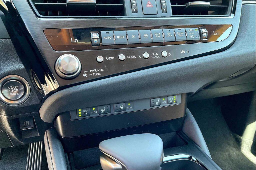 new 2025 Lexus ES 350 car, priced at $49,695