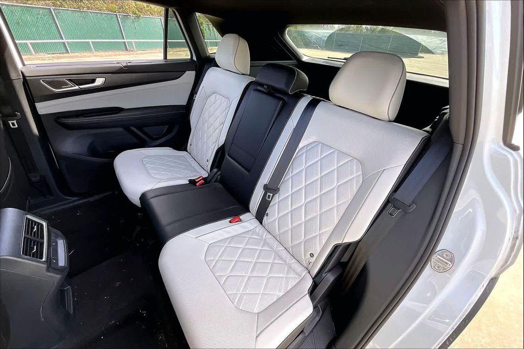 used 2024 Volkswagen Atlas Cross Sport car, priced at $36,995