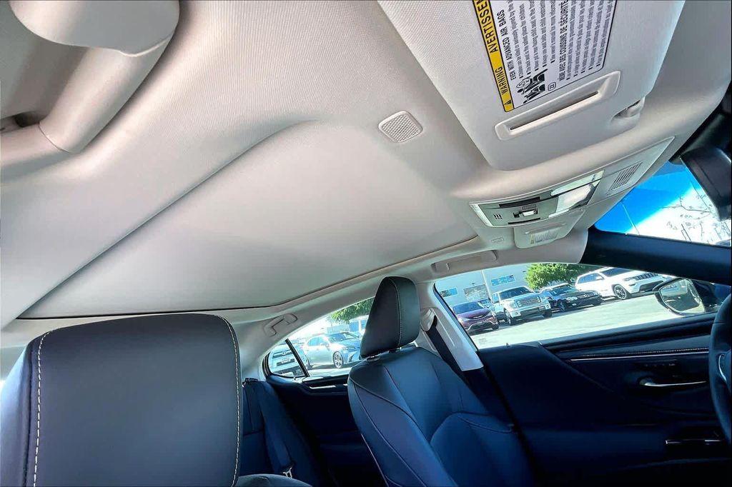 used 2023 Lexus ES 350 car, priced at $41,995