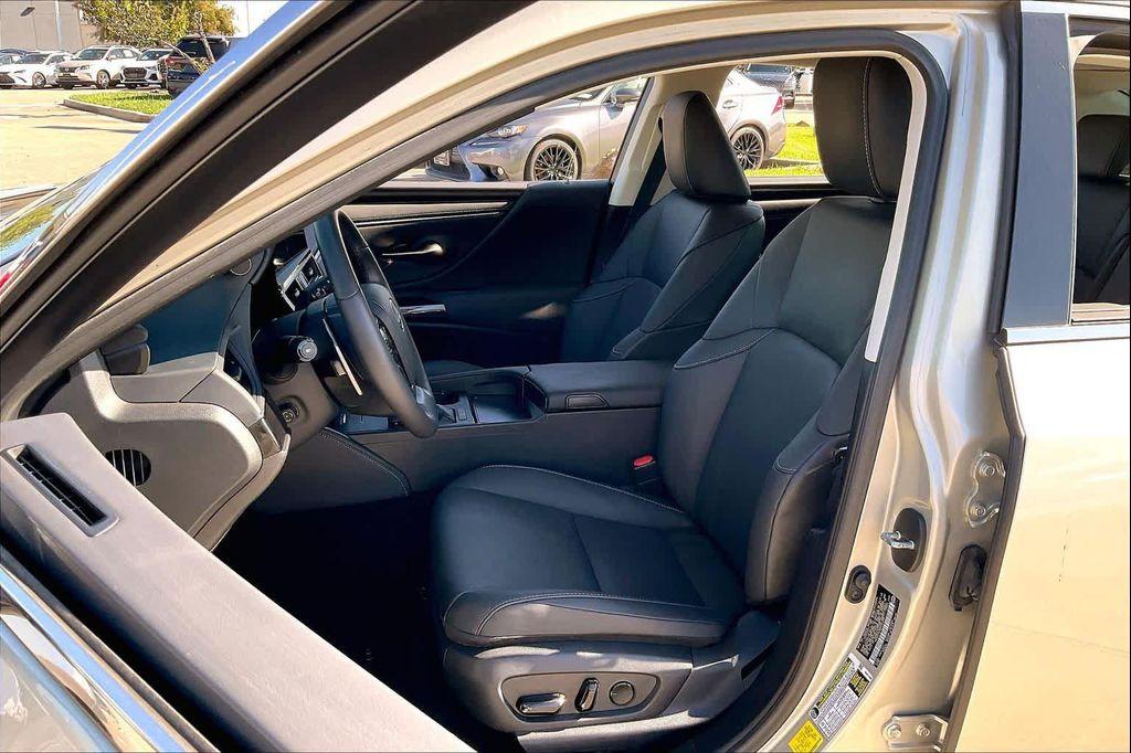 used 2023 Lexus ES 350 car, priced at $41,995