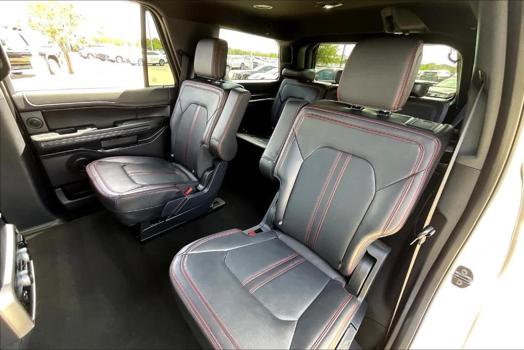 used 2023 Ford Expedition car, priced at $50,246