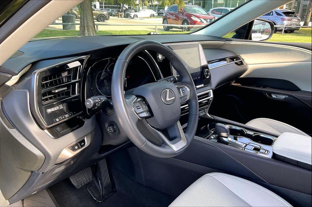 used 2023 Lexus RX 350 car, priced at $42,995