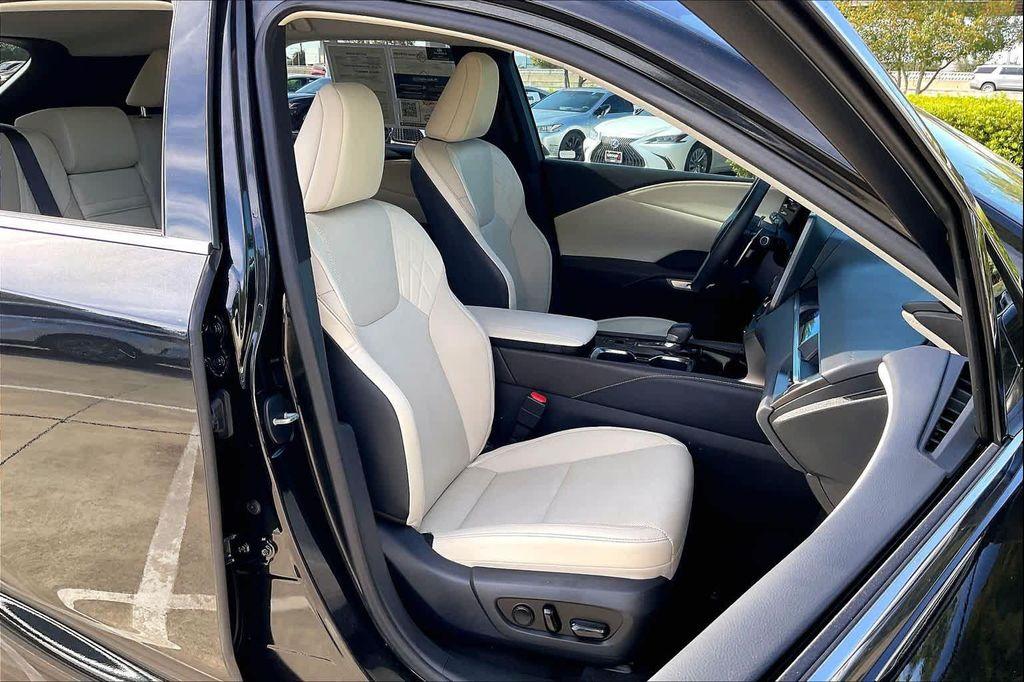 used 2023 Lexus RX 350 car, priced at $42,995