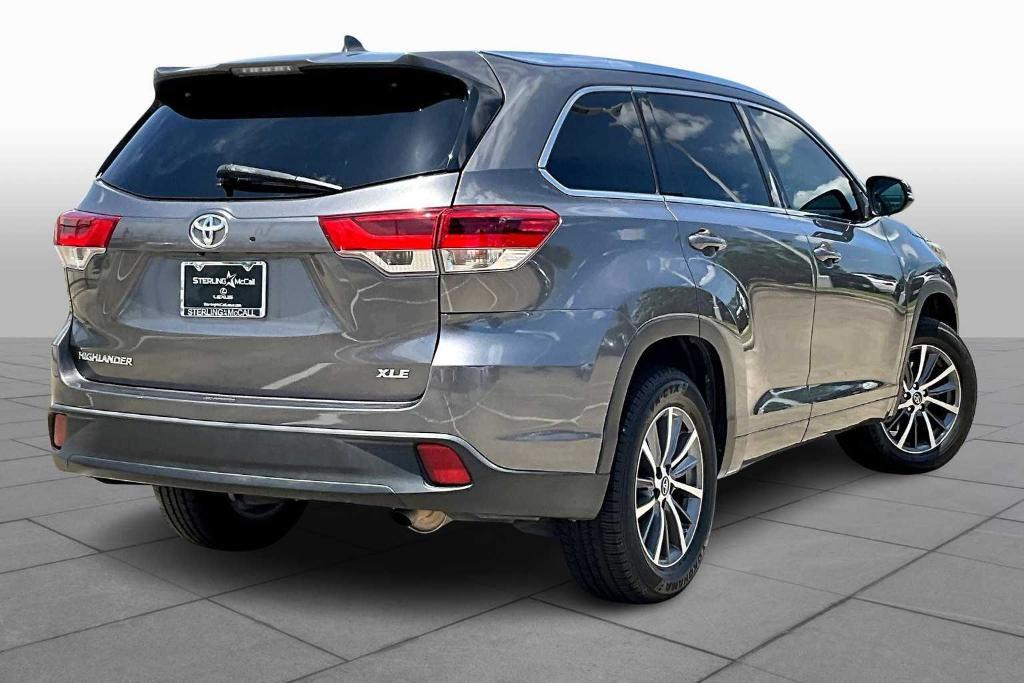 used 2018 Toyota Highlander car, priced at $20,495