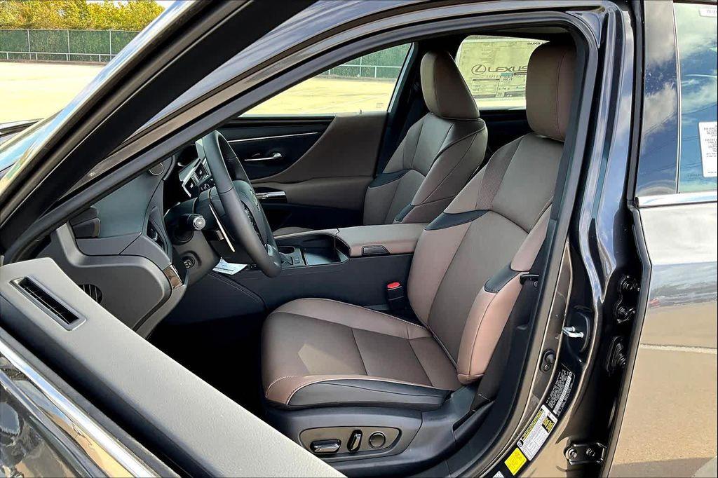 new 2025 Lexus ES 350 car, priced at $49,649