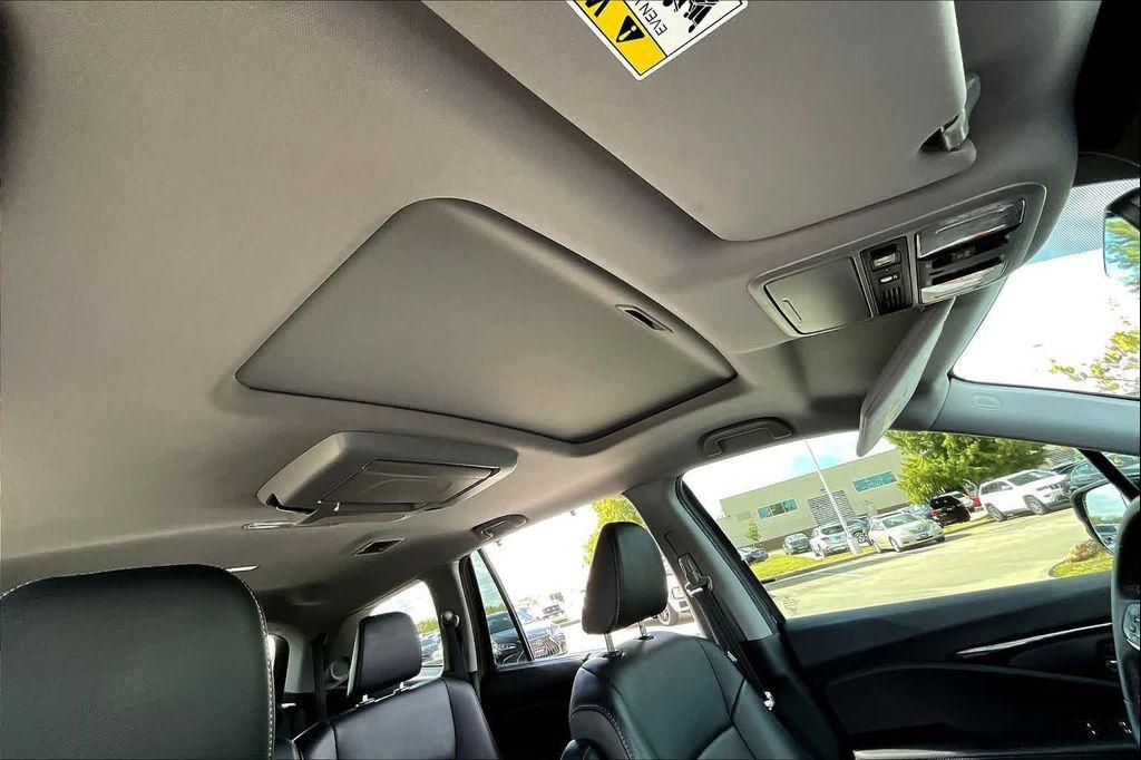 used 2020 Honda Pilot car, priced at $24,995