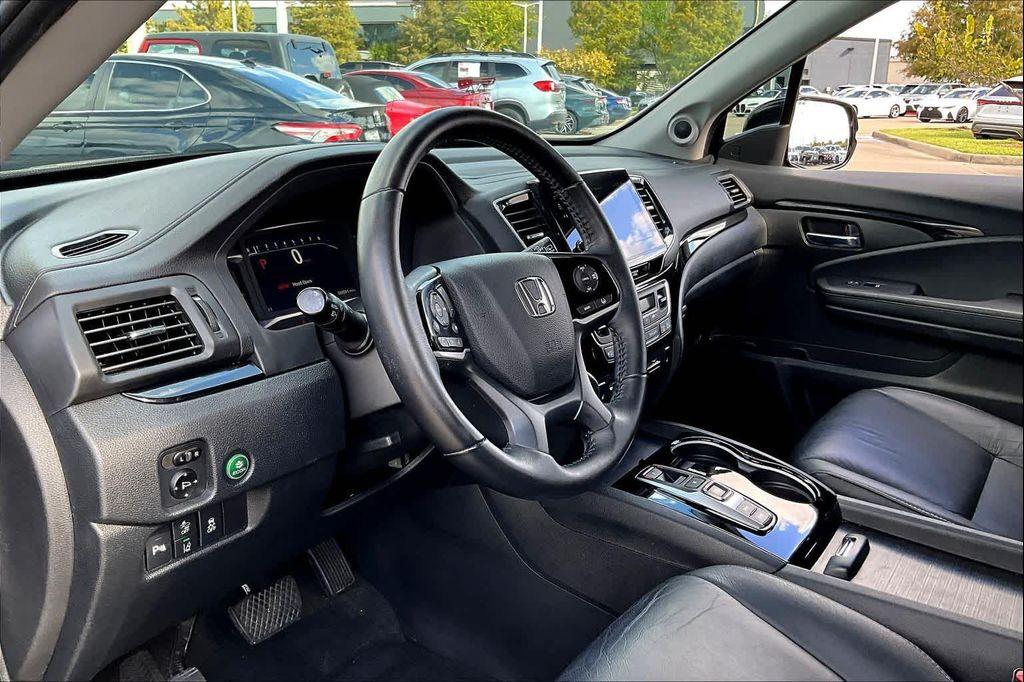 used 2020 Honda Pilot car, priced at $24,995