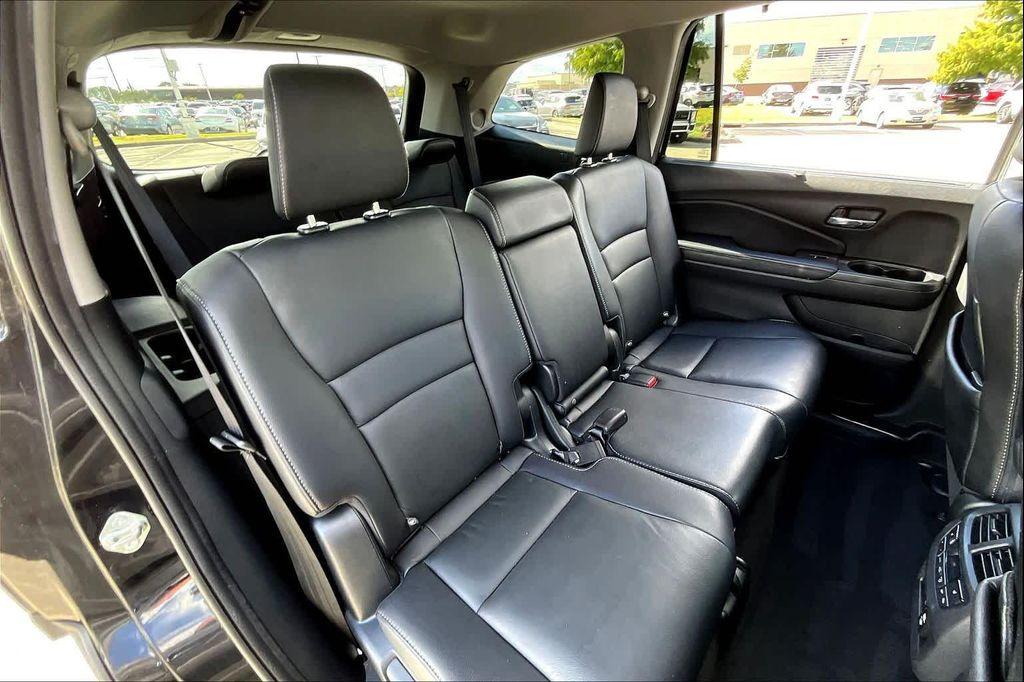 used 2020 Honda Pilot car, priced at $24,995