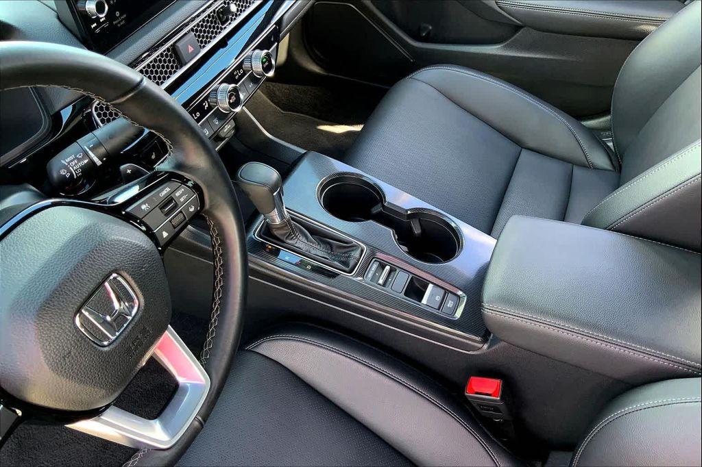 used 2025 Honda Civic Hybrid car, priced at $27,995