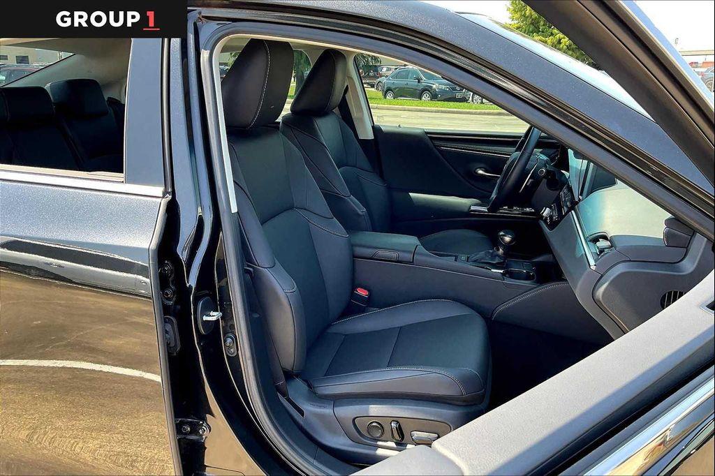 used 2023 Lexus ES 350 car, priced at $34,495