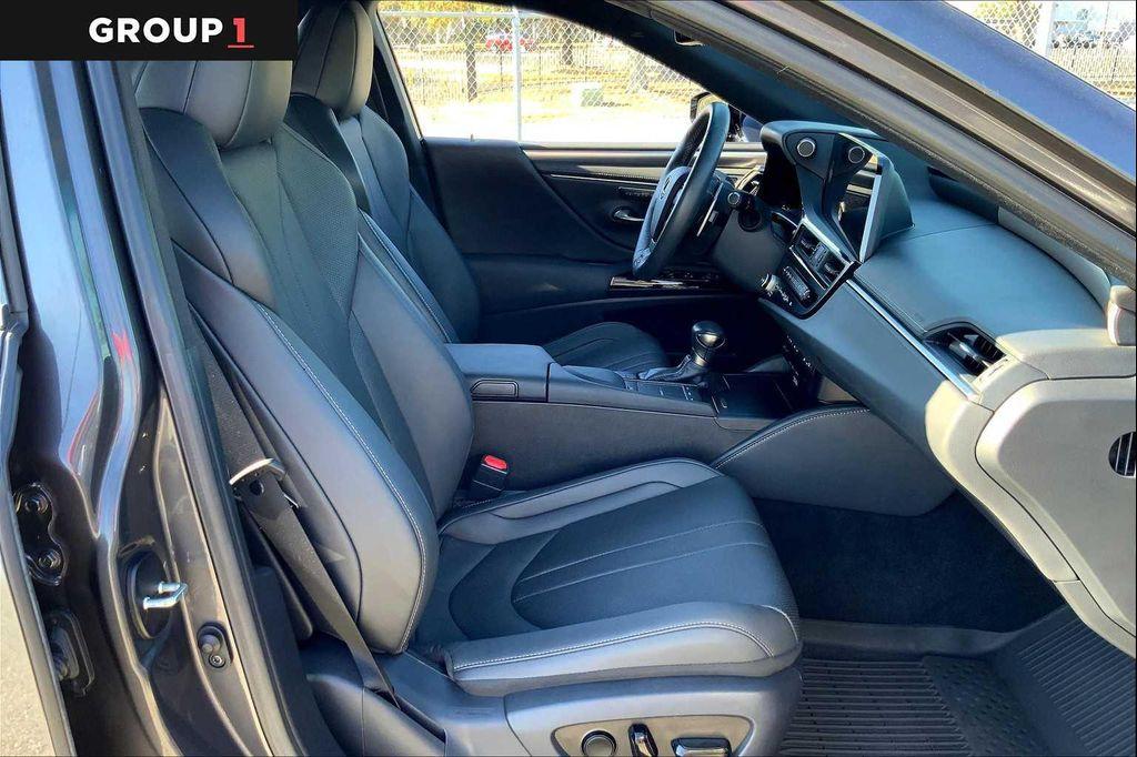 used 2022 Lexus ES 350 car, priced at $42,495