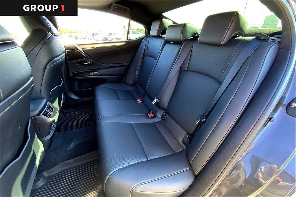 used 2022 Lexus ES 350 car, priced at $42,495