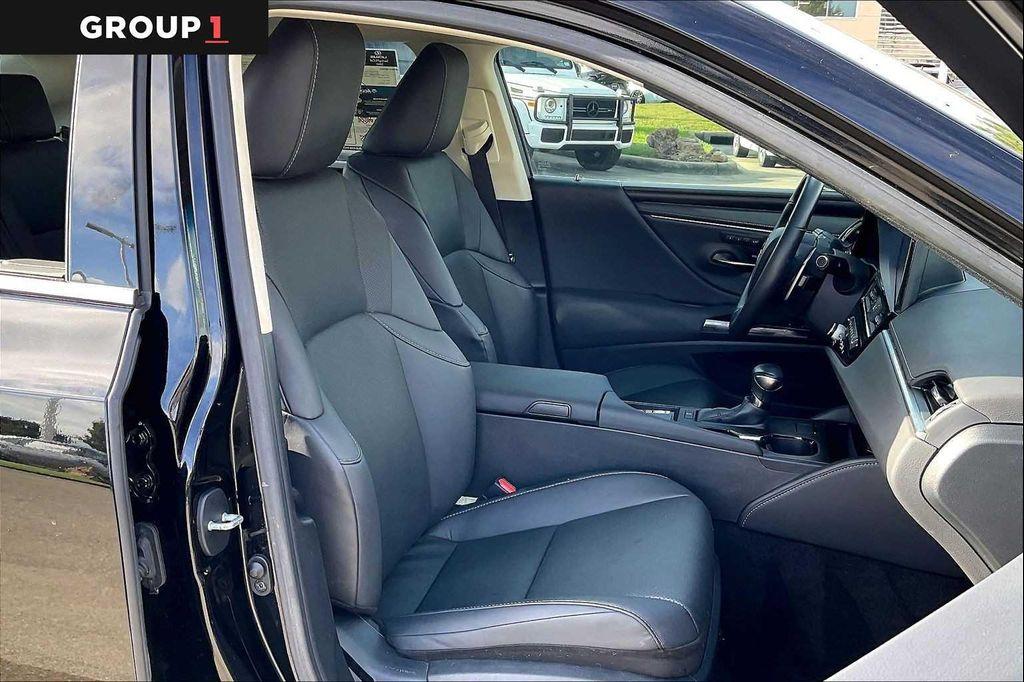 used 2023 Lexus ES 350 car, priced at $40,995