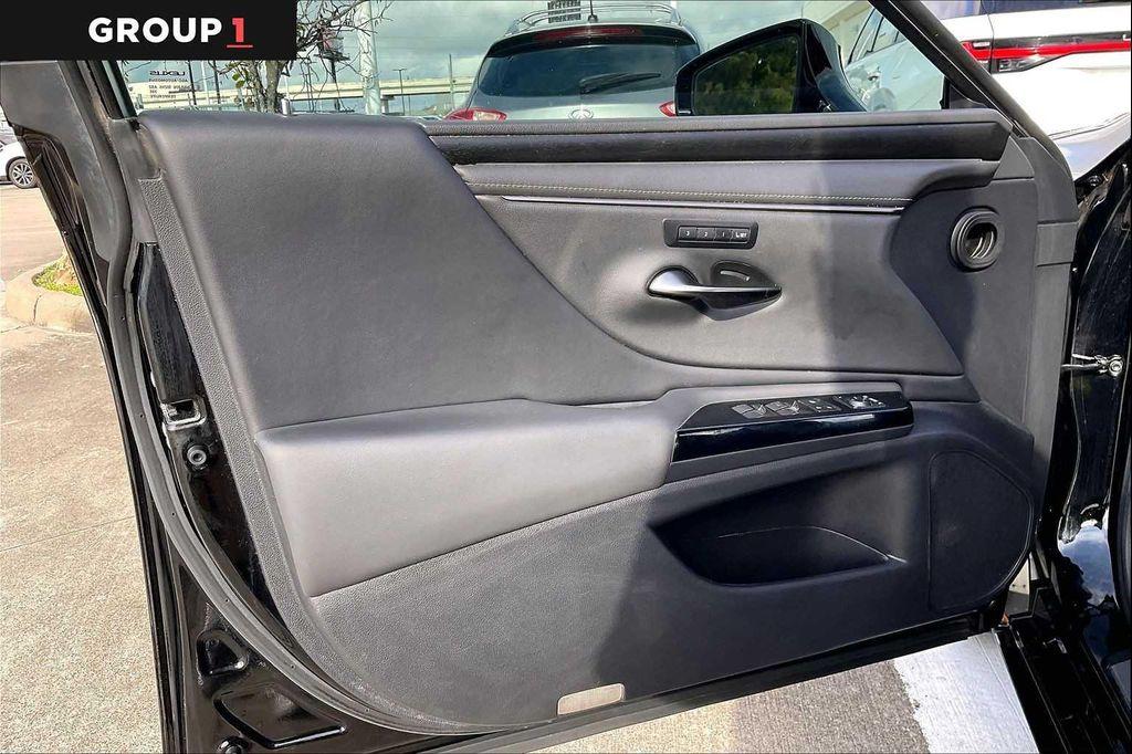 used 2023 Lexus ES 350 car, priced at $40,995