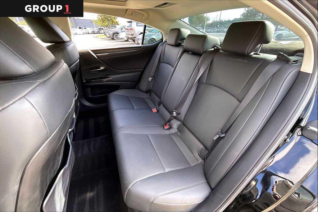 used 2023 Lexus ES 350 car, priced at $40,995