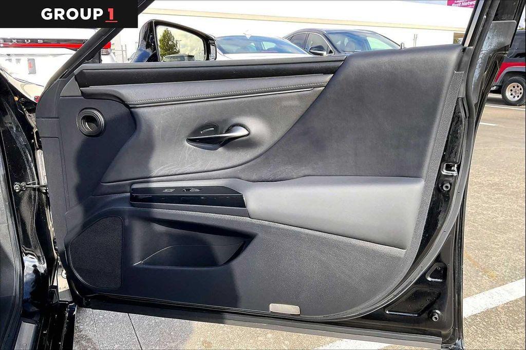 used 2023 Lexus ES 350 car, priced at $40,995