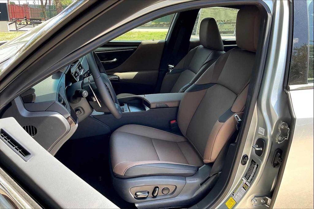 new 2025 Lexus ES 350 car, priced at $50,149