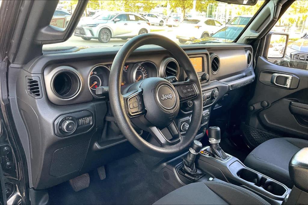 used 2021 Jeep Wrangler Unlimited car, priced at $27,995