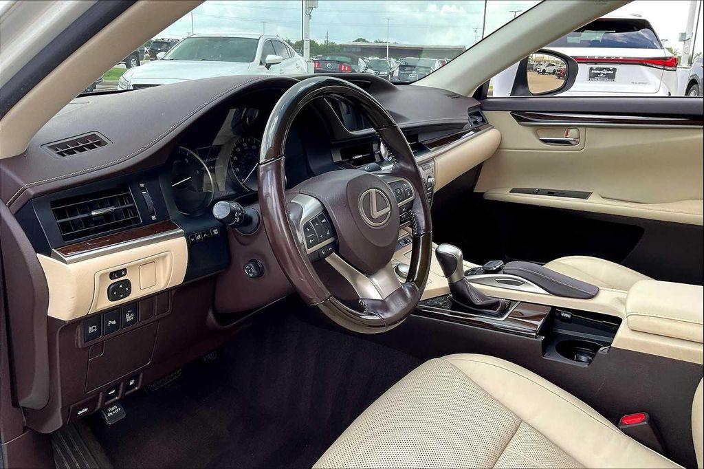 used 2016 Lexus ES 350 car, priced at $19,995