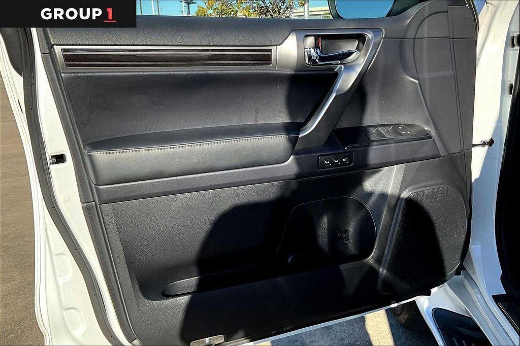 used 2023 Lexus GX 460 car, priced at $56,495