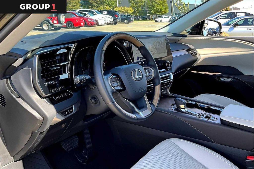 used 2023 Lexus RX 350 car, priced at $43,942