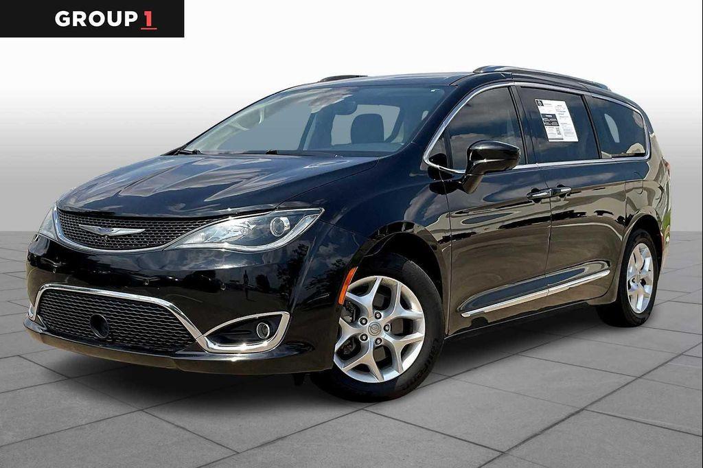 used 2020 Chrysler Pacifica car, priced at $21,495