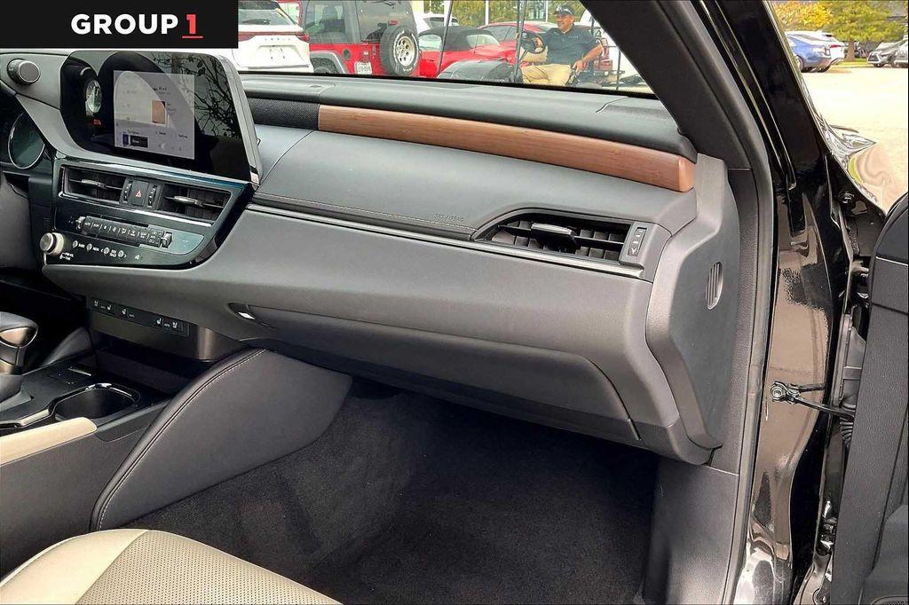 used 2024 Lexus ES 350 car, priced at $42,995