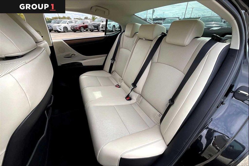 used 2024 Lexus ES 350 car, priced at $42,995