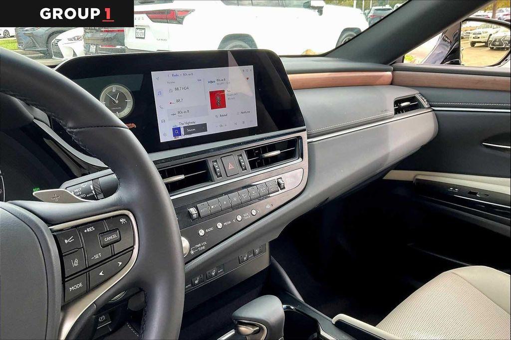 used 2024 Lexus ES 350 car, priced at $42,995