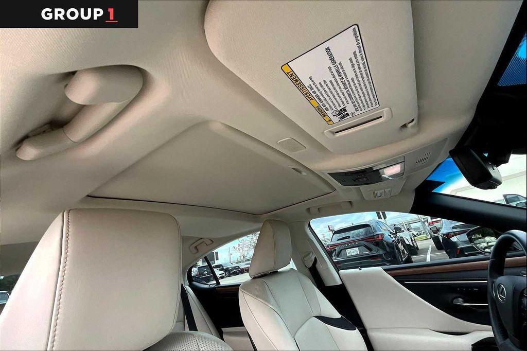 used 2024 Lexus ES 350 car, priced at $42,995