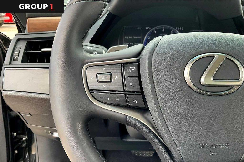 used 2024 Lexus ES 350 car, priced at $42,995