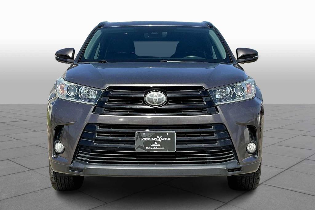 used 2017 Toyota Highlander car, priced at $23,495