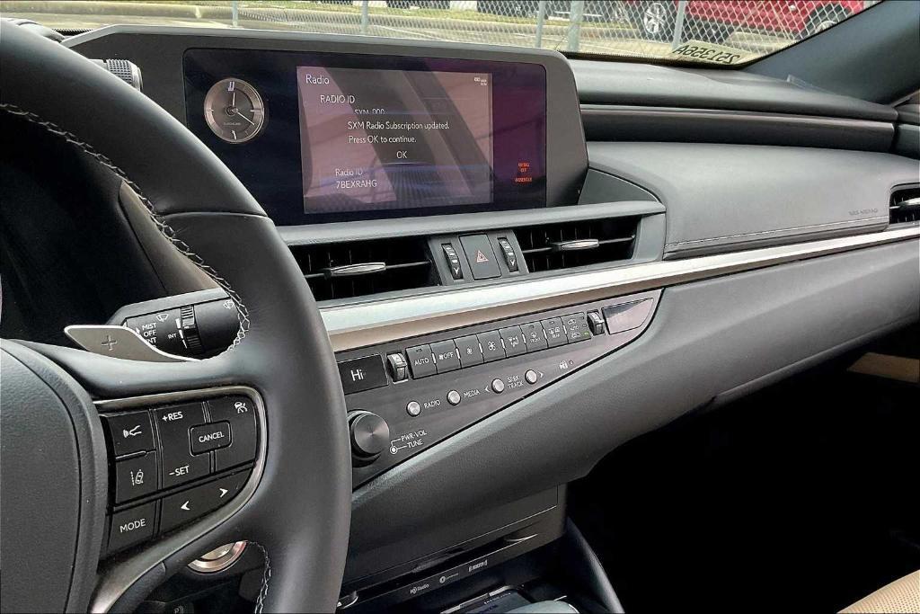 used 2019 Lexus ES 350 car, priced at $31,995