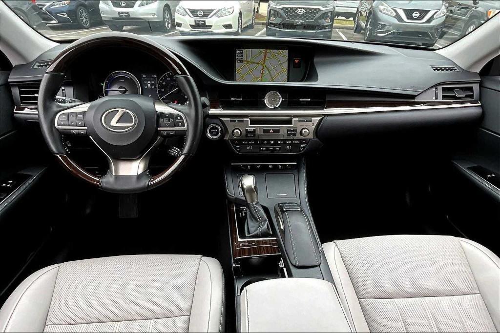 used 2018 Lexus ES 300h car, priced at $21,300